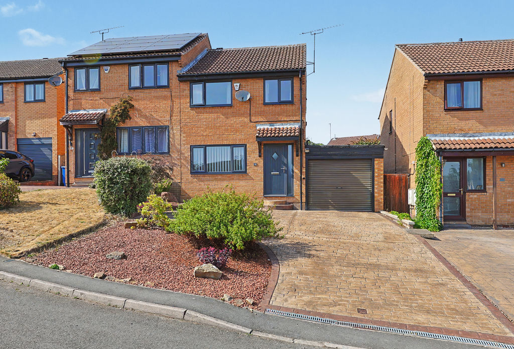 Braemar Close New Whittington